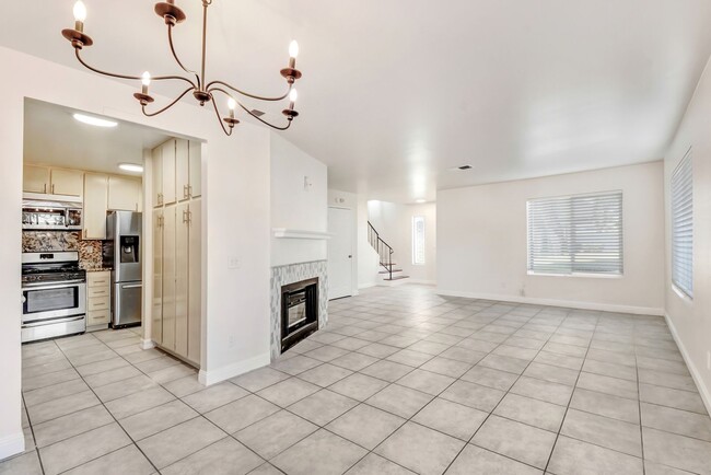 Building Photo - Well, maintained 3-bedroom, 2.5 bath corner unit town home in a private, gated community!