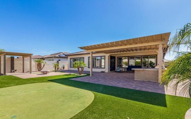 Building Photo - 14892 Aldea Dr N