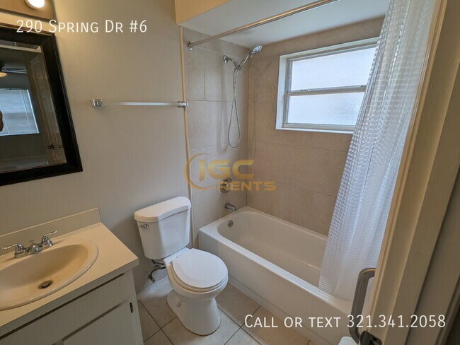Building Photo - 290 Spring Dr