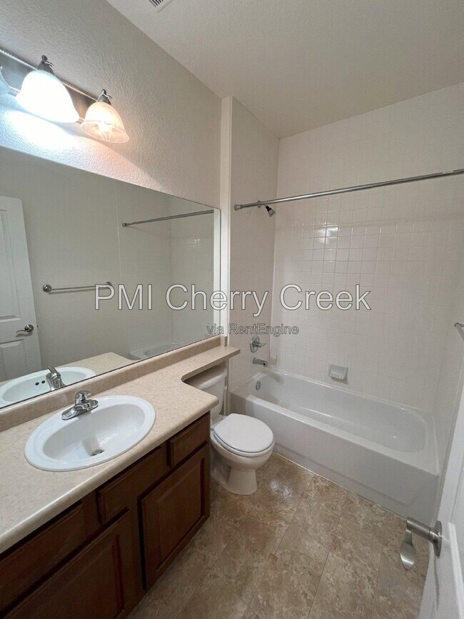 Building Photo - 9256 Kornbrust Dr