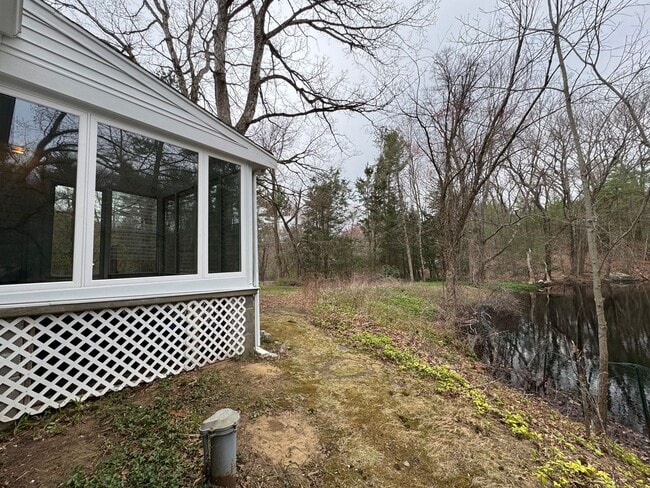 Building Photo - Pet-Ok | Charming Single-Family Ranch in Carlisle, MA | Avail 5/1
