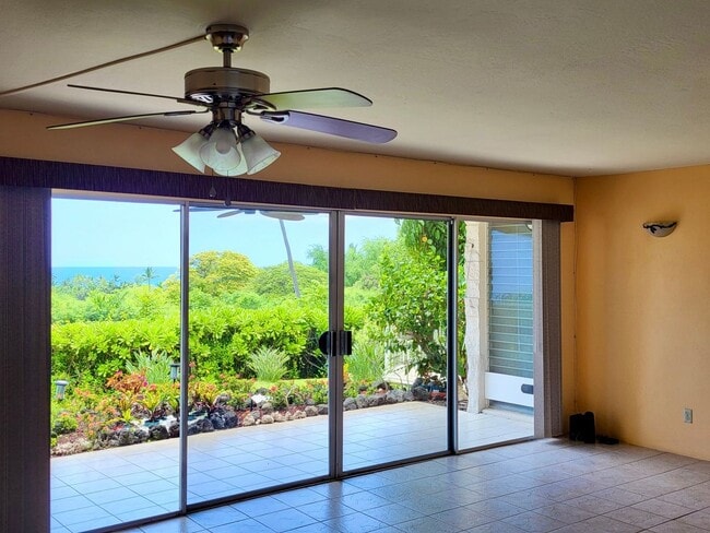 Building Photo - 78-7030 Alii Dr. Unit 104