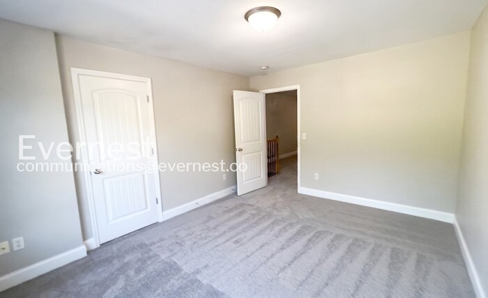 Building Photo - 124 Brown Estates Dr