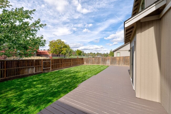 Building Photo - 61167 Cone Flower St