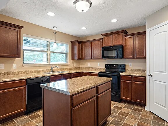 Building Photo - 4114 Giacomo Dr