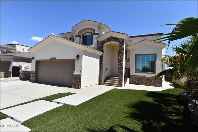 Primary Photo - 3136 Red Maple