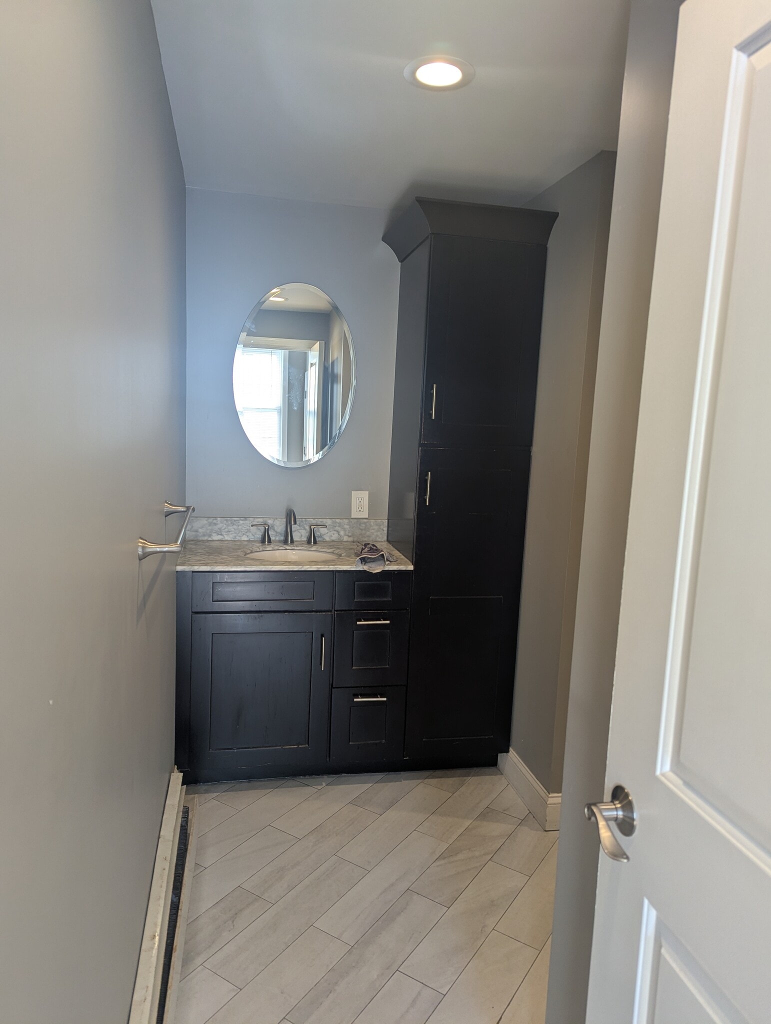 Building Photo - 300 Cedar St