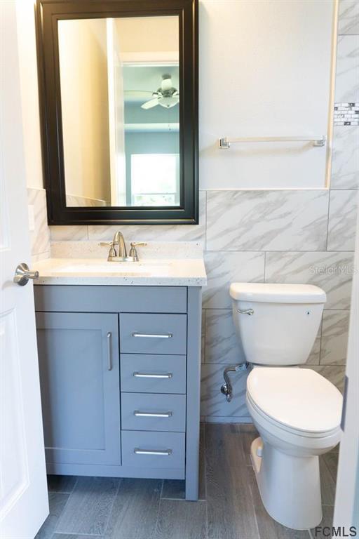 Building Photo - 214 Coral Reef Ct N