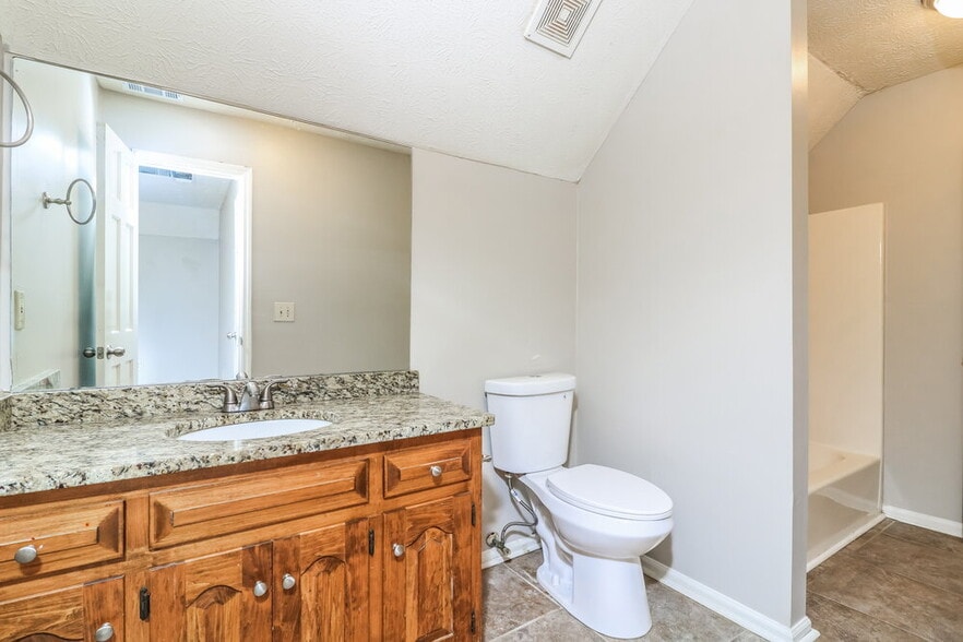 Building Photo - 4818 W Mceachern Woods Dr