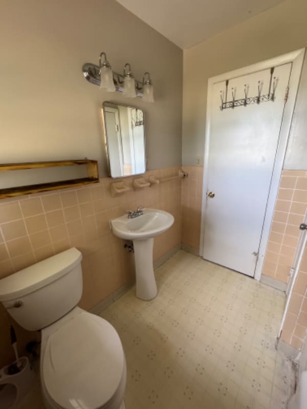 Building Photo - 105 West St