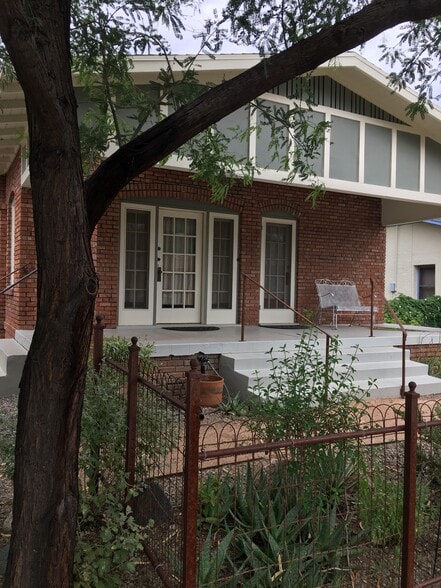 Building Photo - 734 E Drachman St