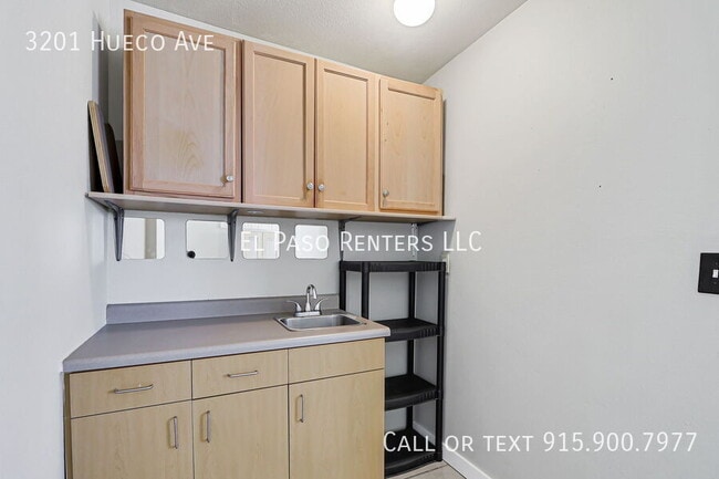 Building Photo - 3201 Hueco Ave