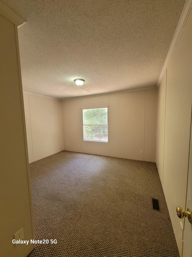 Building Photo - 3248 Pike Rd