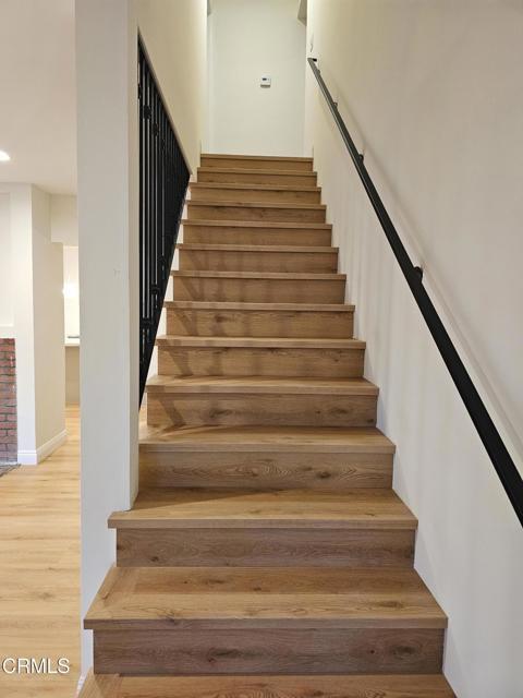 Building Photo - 9682 Hillhaven Ave