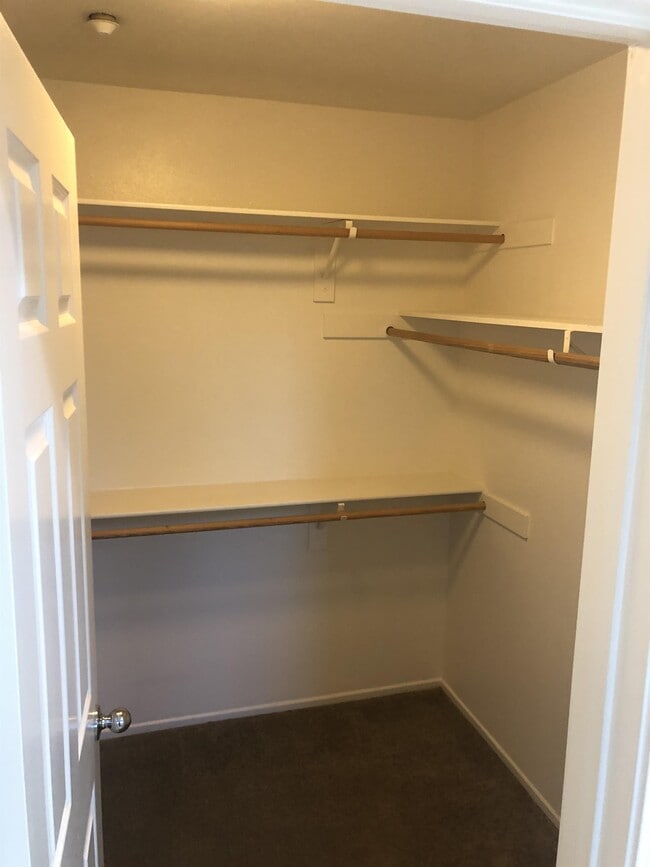 Building Photo - 33800 Willow Haven Ln