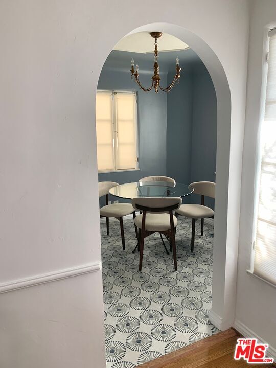 Building Photo - 8673 W Olympic Blvd