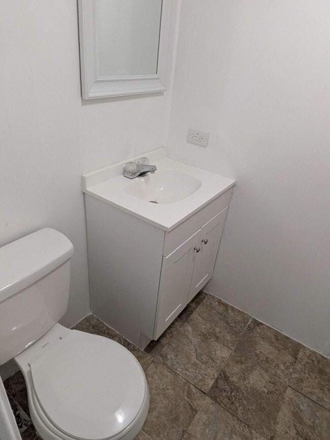 Building Photo - 14962 Goliad Dr