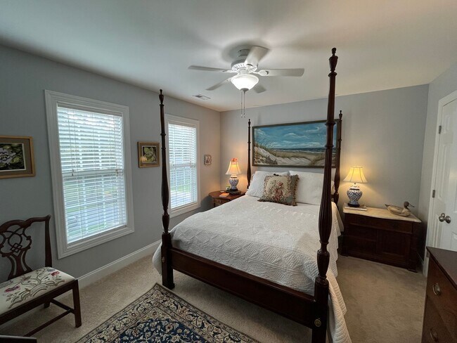 Building Photo - Premier 3BD, 2.5BA House in Downtown Fuqua...