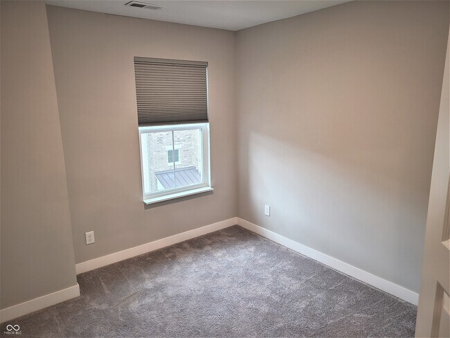 Building Photo - 13765 Tender Dr