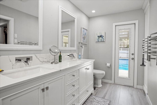 Building Photo - 10044 NW 54th Pl