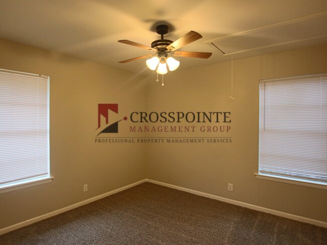 Building Photo - 3701 Appletree Ln