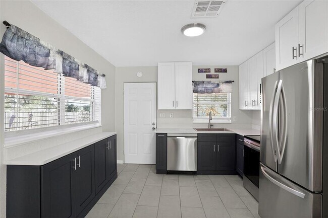 Building Photo - 5480 Lake Tyner Dr