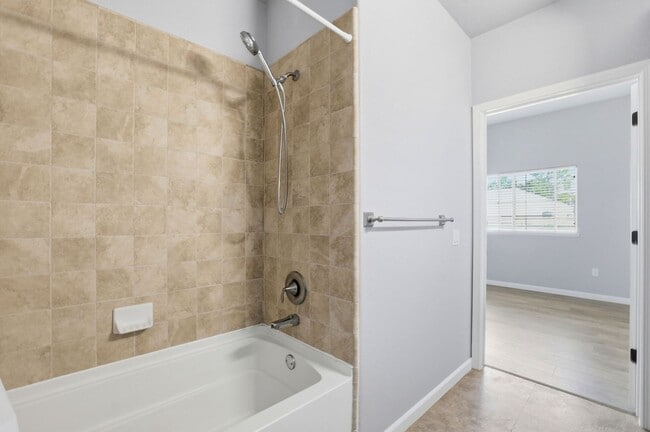 Building Photo - Availabe Now!