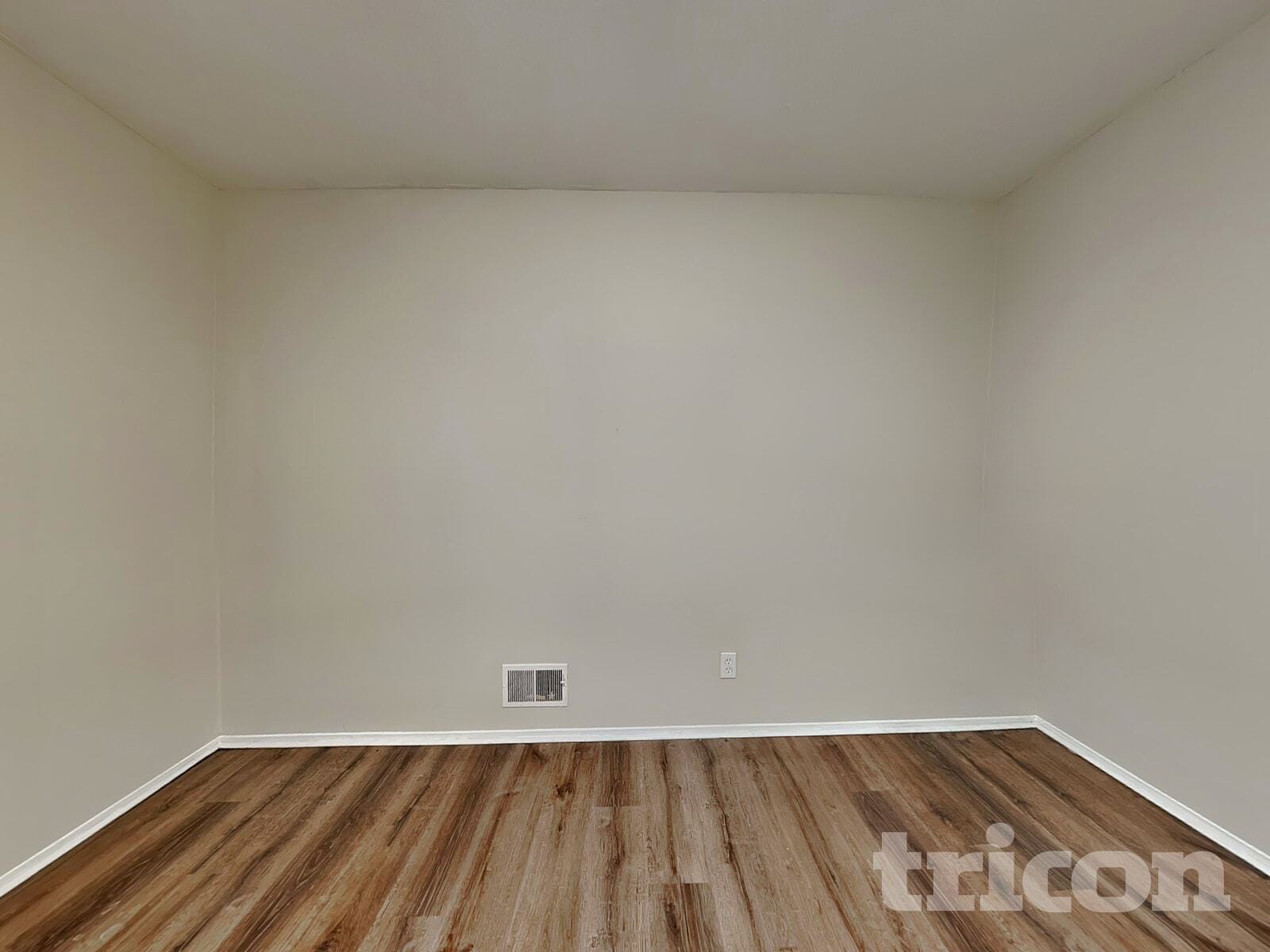 Building Photo - 2010 Flintwood Dr