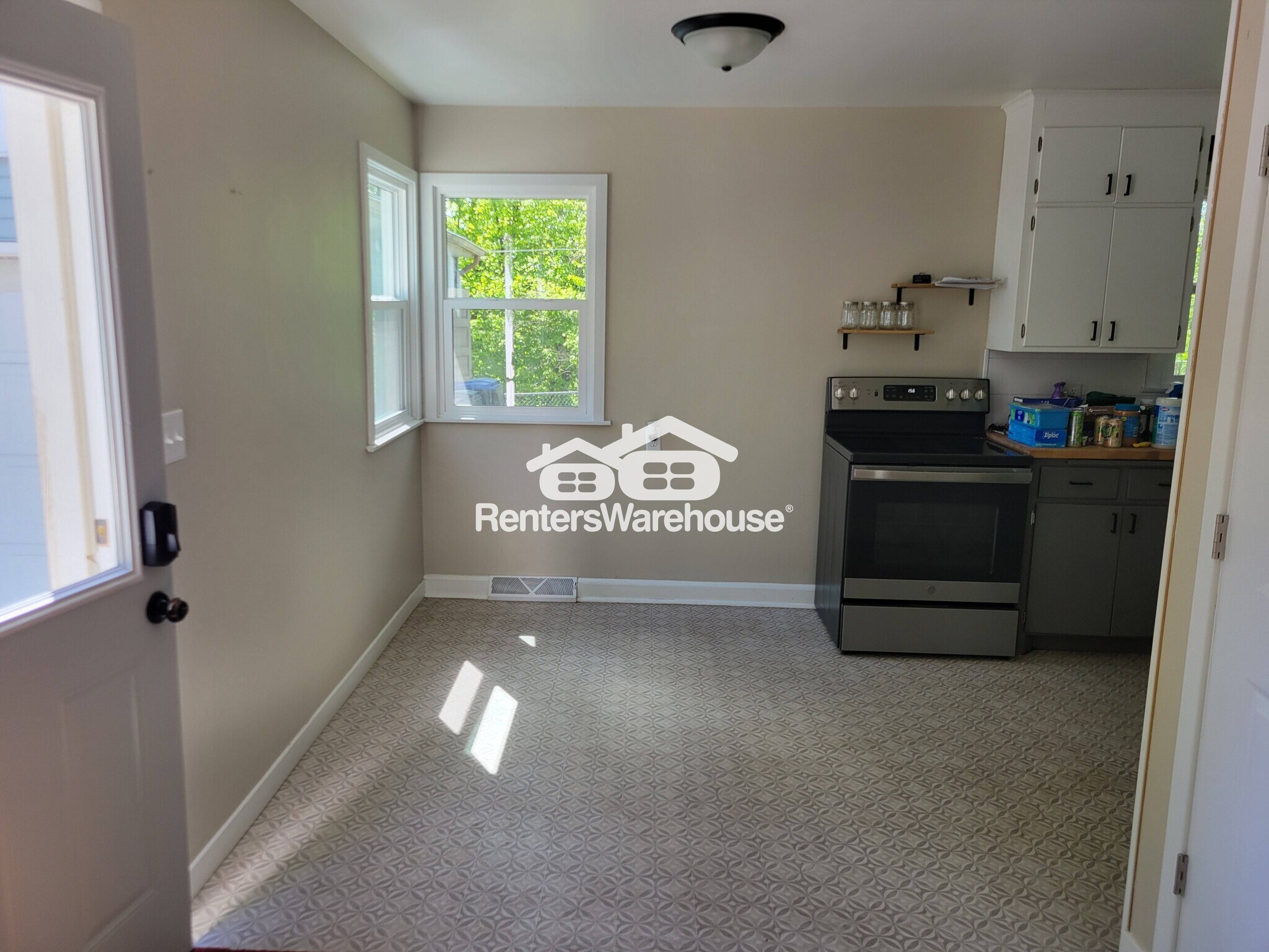 Building Photo - 738 Belwood Dr