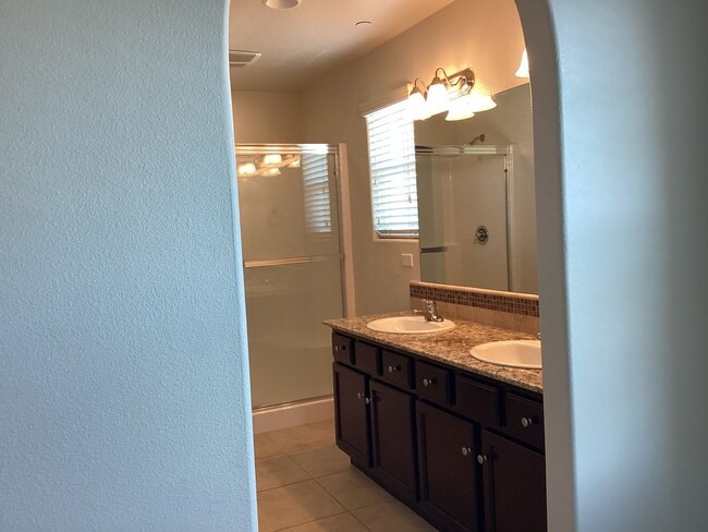 Building Photo - 7009 Harmony Dr
