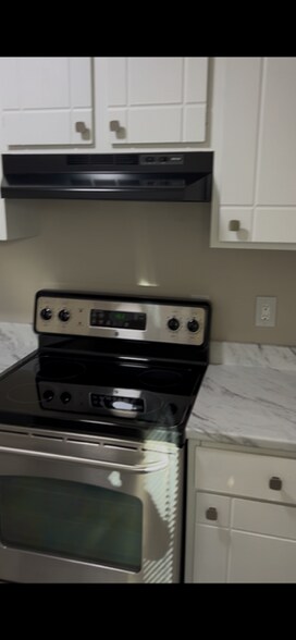 Kitchen - 7309 W Hampden Ave