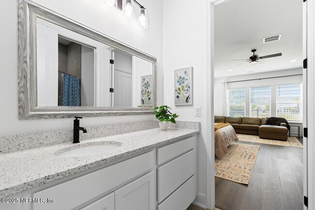 Building Photo - 638 Windley Dr
