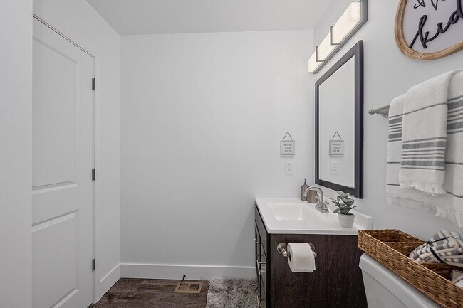 Floorplan - Ivy Hills Living Spaces