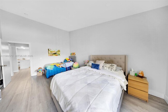 Building Photo - 6637 NW 181st Ln