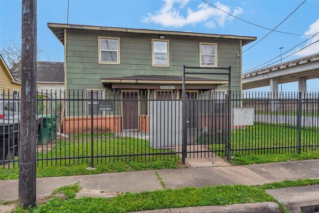Primary Photo - 3002 Market St