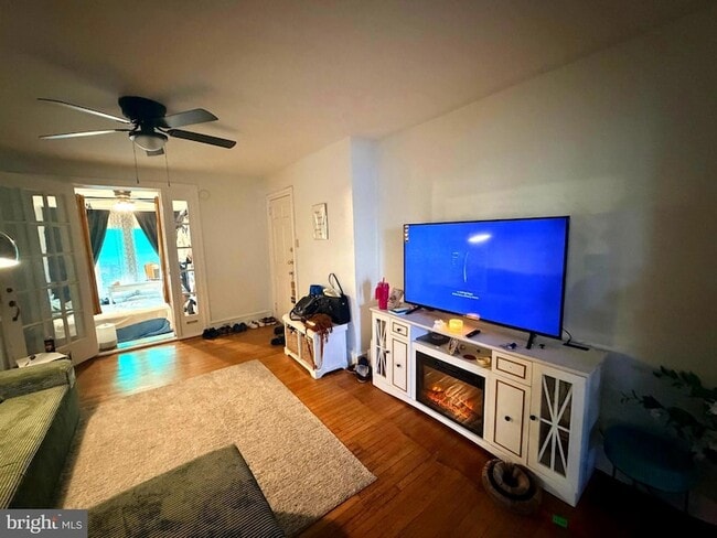 Building Photo - 5118 Oakland St