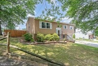 Building Photo - 302 Hickory Hill Terrace