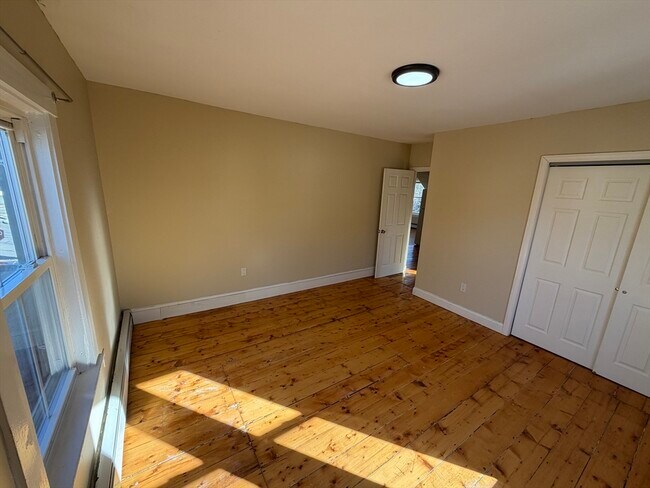 Building Photo - 91 Nason St