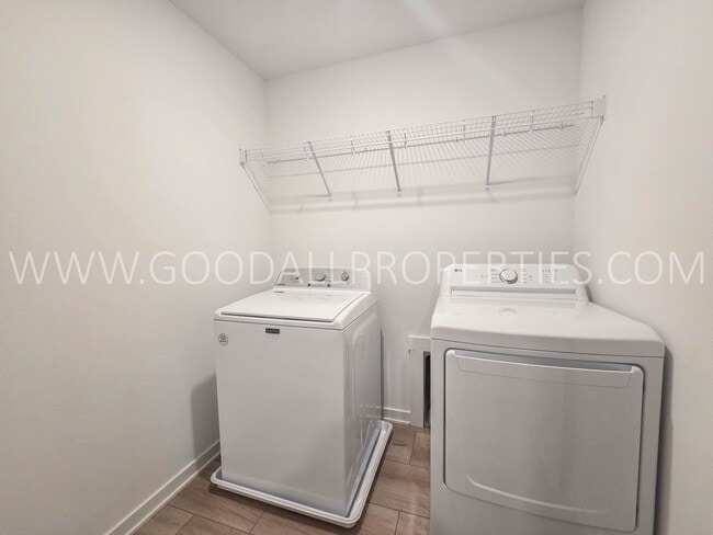 Building Photo - Bright & Spacious 1.5-Story 3 Beds, 2.5 Bath Home in Waukee Schools