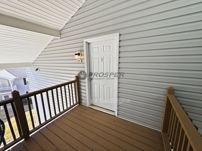 Building Photo - 107 Pelham Square Way