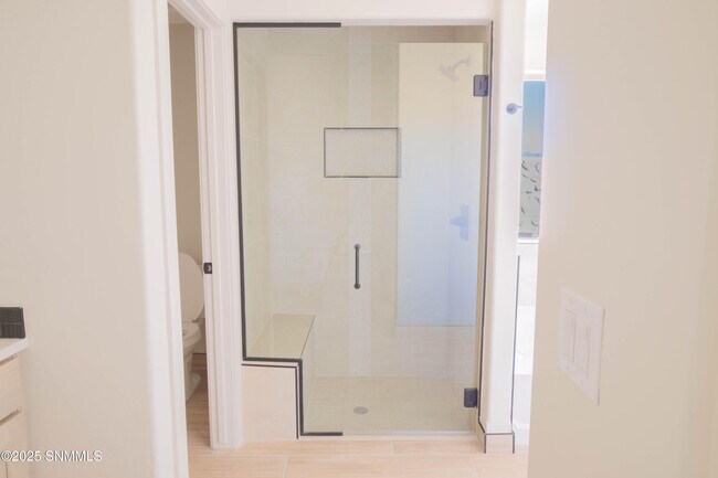 Building Photo - 3614 Paragon St