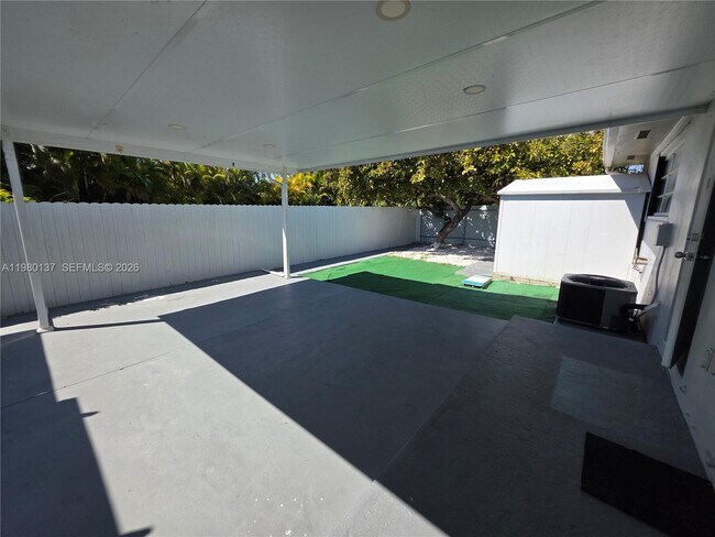 Building Photo - 20630 Manta Dr