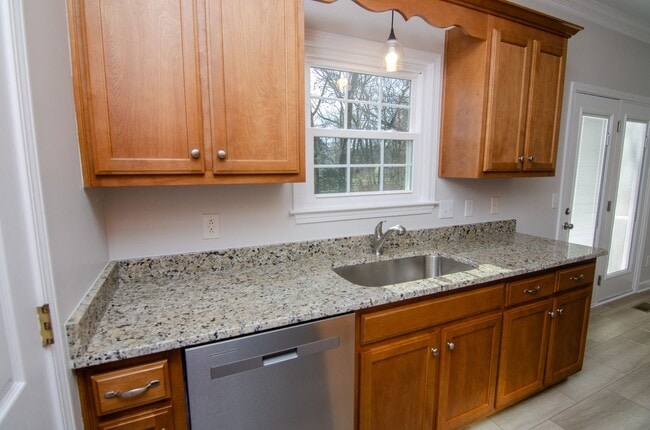 Building Photo - 209 Newport Cove Ct
