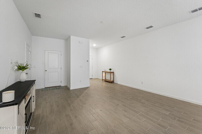 Building Photo - 2160 Windward Cay Ln