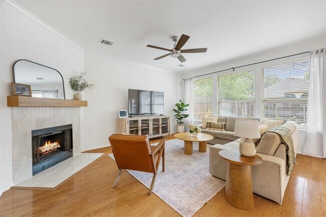 Building Photo - 11817 Lake Stone Dr