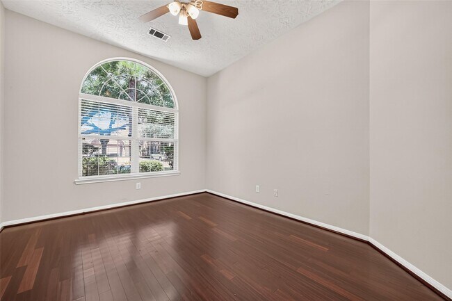 Building Photo - 1514 Coyote Hills Ln