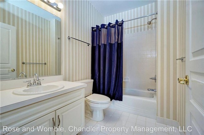Building Photo - 2 br, 2.5 bath House - 301 Brooke Ave #103