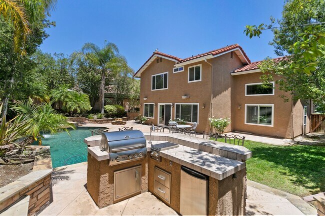 Building Photo - Beautiful 4-Bedroom Home with Private Pool & Spa in Laguna Niguel!