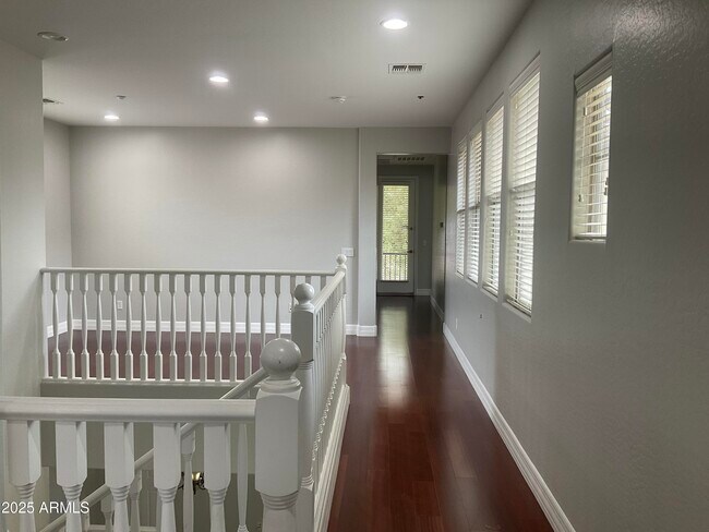 Building Photo - 20893 W Cora Vista