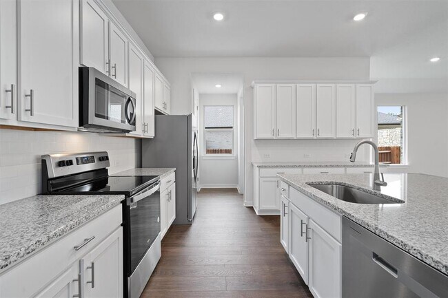 Building Photo - 305 Barton Run Dr